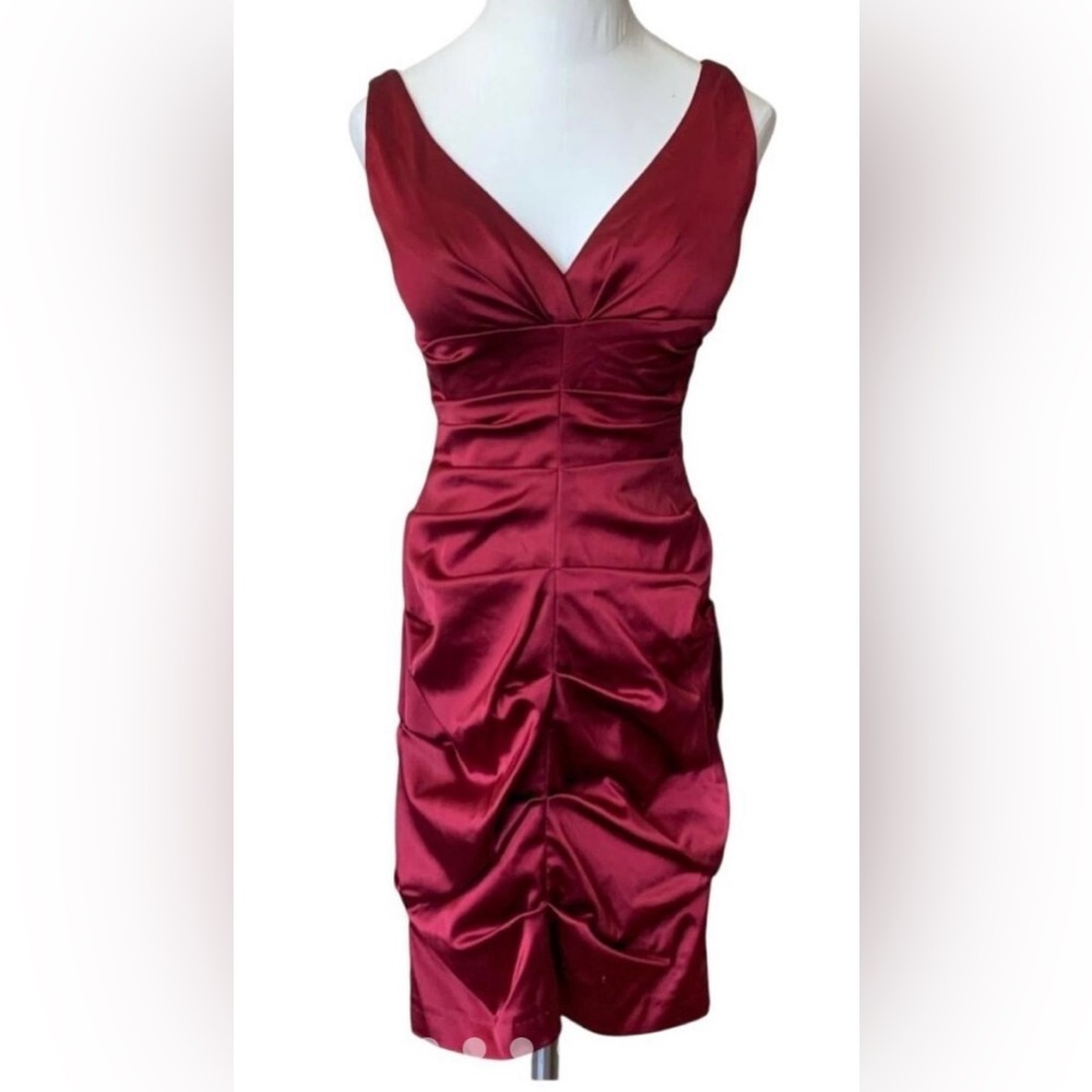 Red Ruched V-Neck Sheath Midi Dress